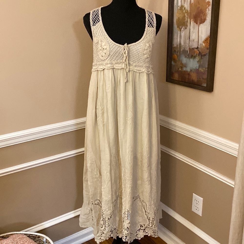 Bohemian Crochet Bodice Maxi Dress - Cream